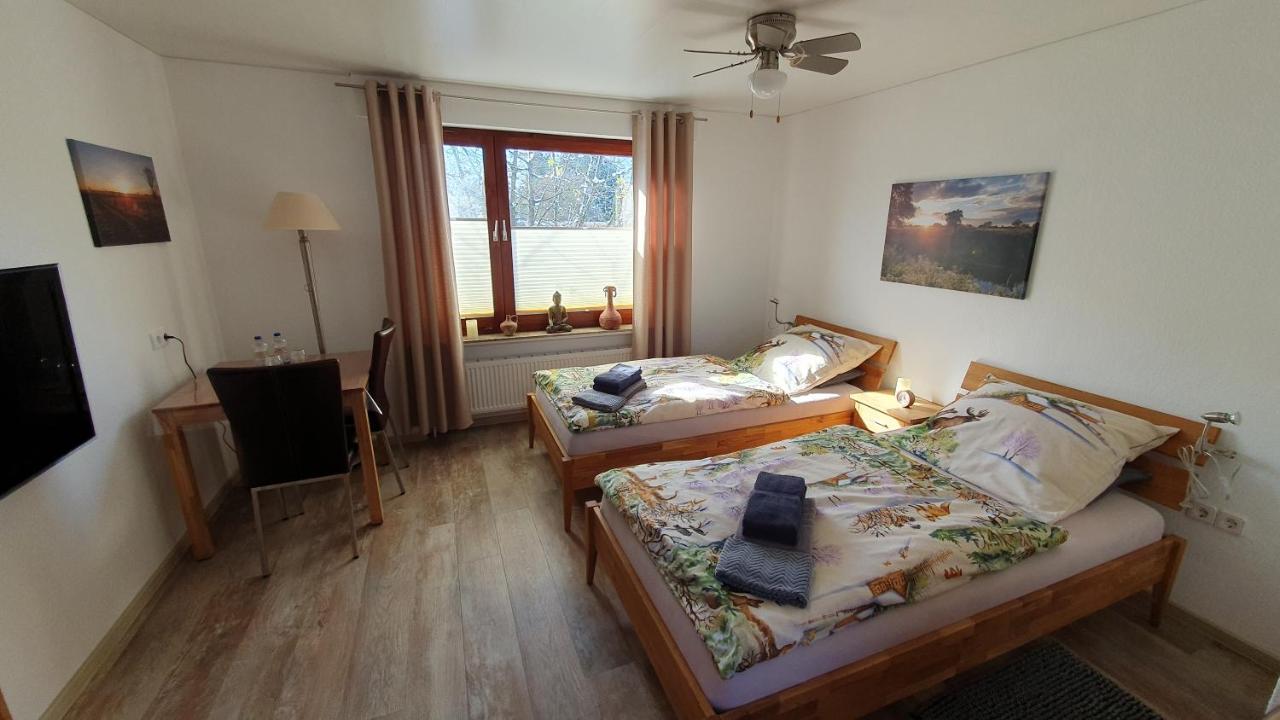 Ruhige Gastesuite Mit Fruhstuck Rhauderfehn Exterior photo